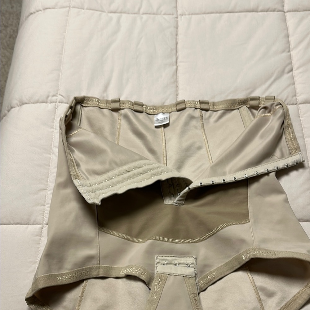 Women's Cream Shapewear